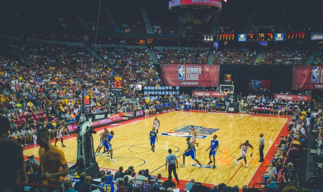 夜读时光验证传奇，老将李明宇绝杀背后的汗水与坚守