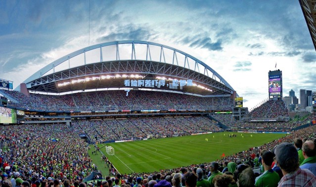 看给阿芳吓得,脸都黑了